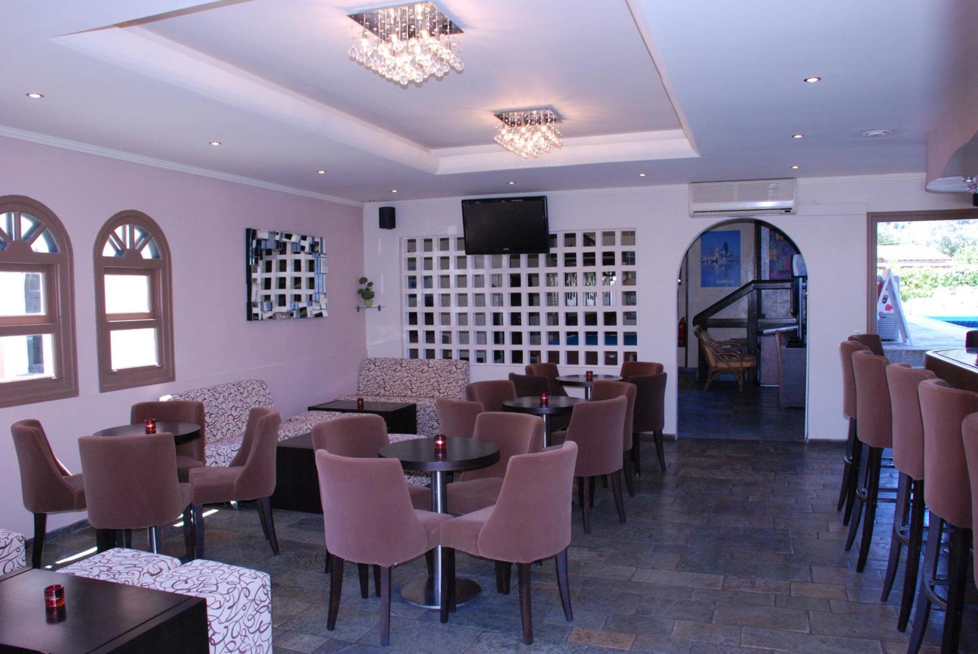 Seabird Hotel Μωραΐτικα Εξωτερικό φωτογραφία